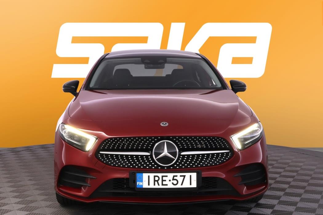 MERCEDES-BENZ A 2021