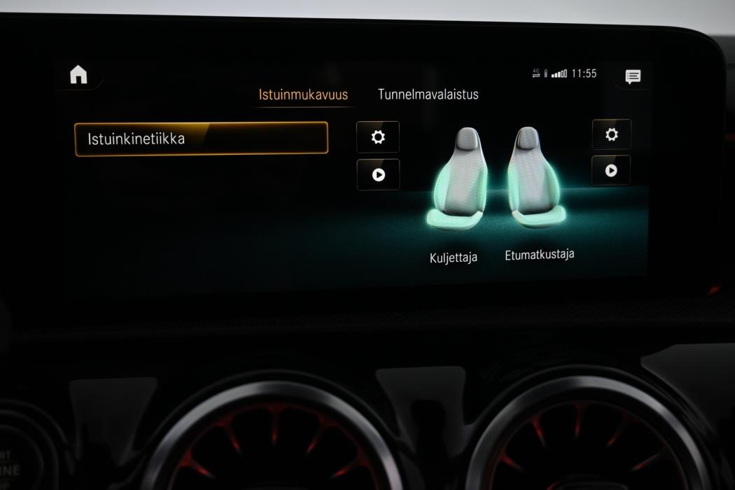 MERCEDES-BENZ A 2021