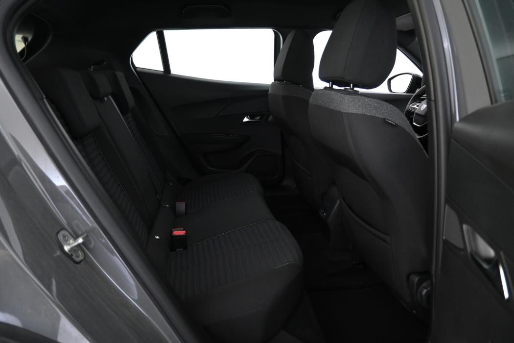 PEUGEOT e-2008 2024