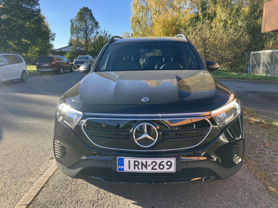 MERCEDES-BENZ EQB 2024