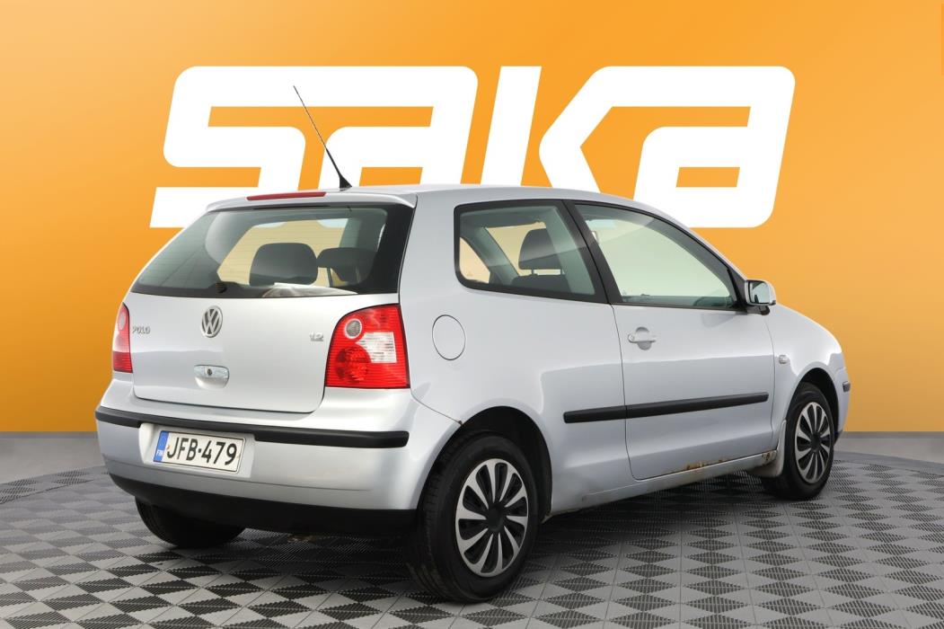 VOLKSWAGEN Polo 2003