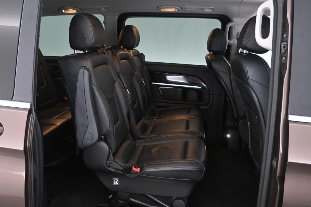 MERCEDES-BENZ V 2015