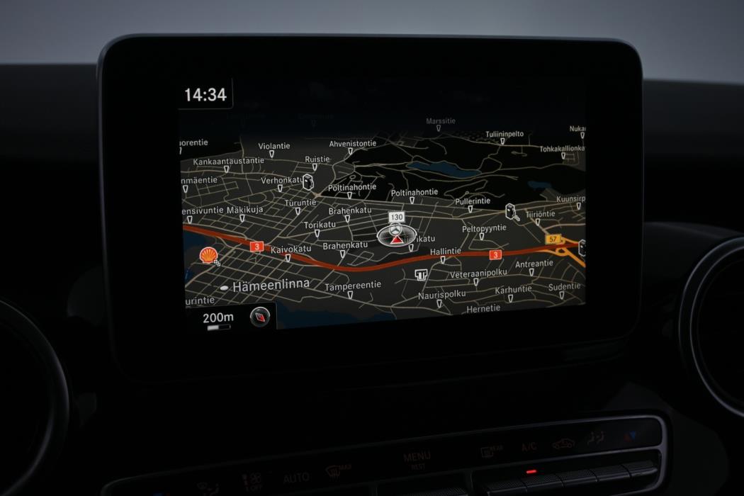 MERCEDES-BENZ V 2015