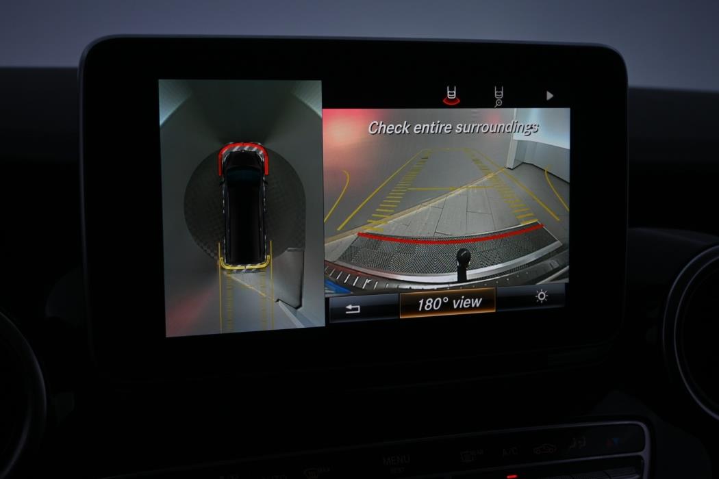 MERCEDES-BENZ V 2015