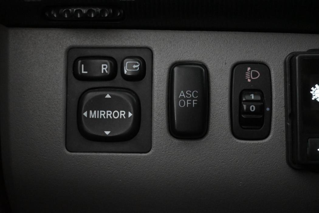 MITSUBISHI L200 2010