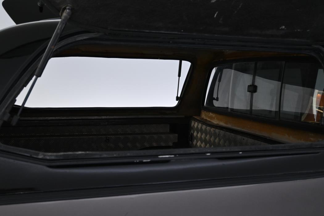 MITSUBISHI L200 2010