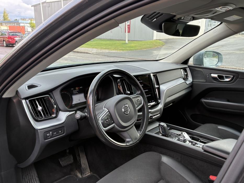 VOLVO XC60 2020