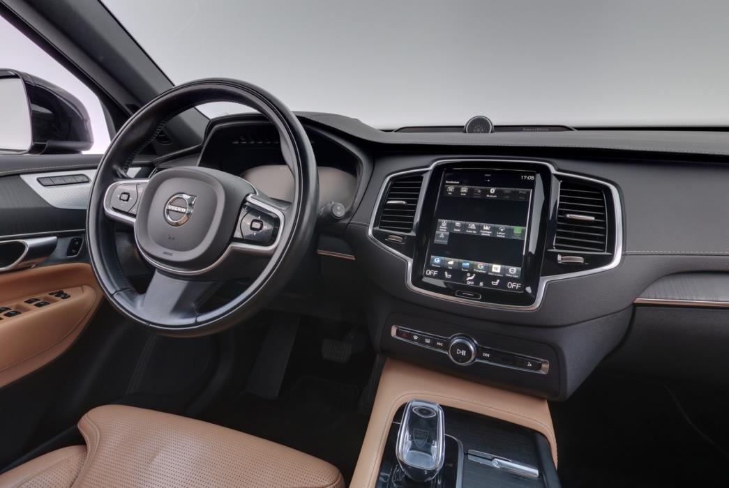 VOLVO XC90 2022