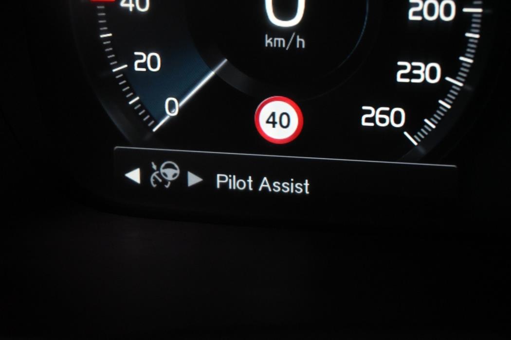 VOLVO XC90 2022