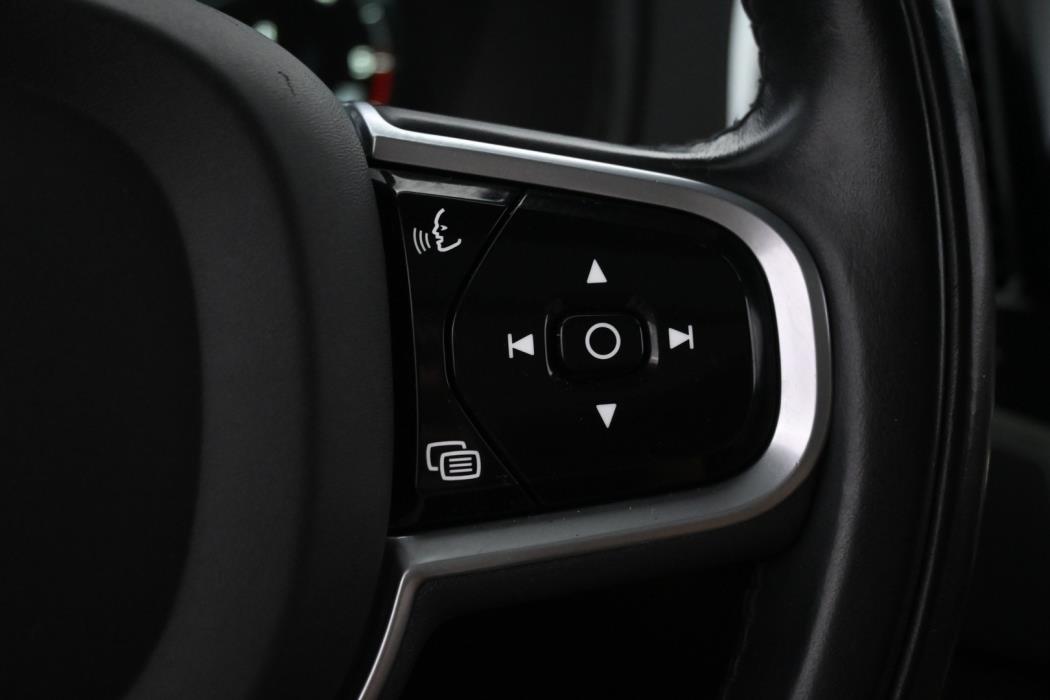 VOLVO XC90 2022