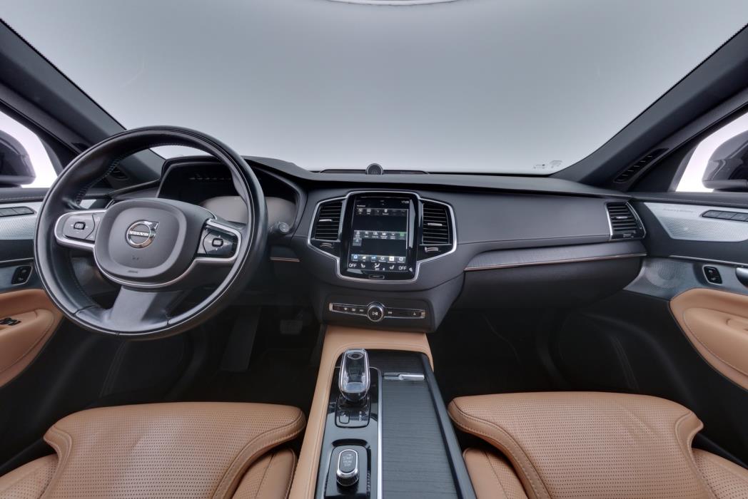 VOLVO XC90 2022
