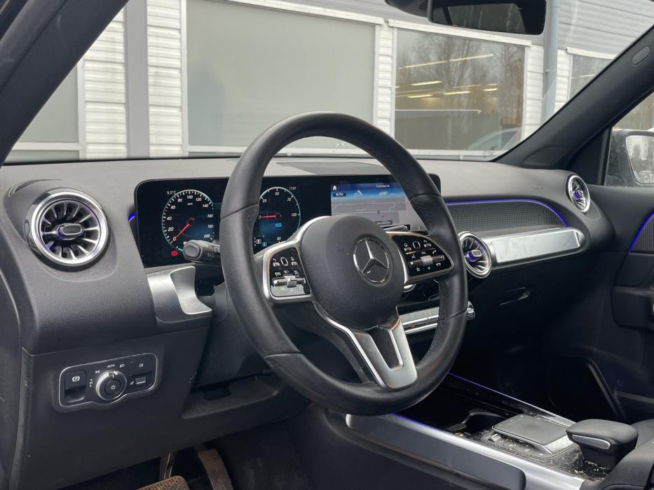 MERCEDES-BENZ EQB 2022