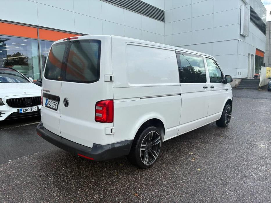 VOLKSWAGEN Transporter 2018