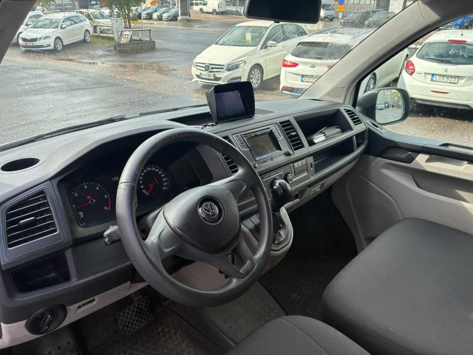 VOLKSWAGEN Transporter 2018