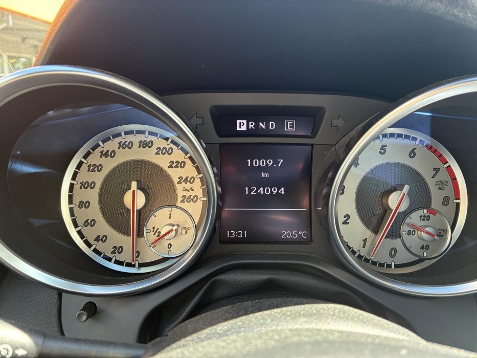 MERCEDES-BENZ SLK 2012