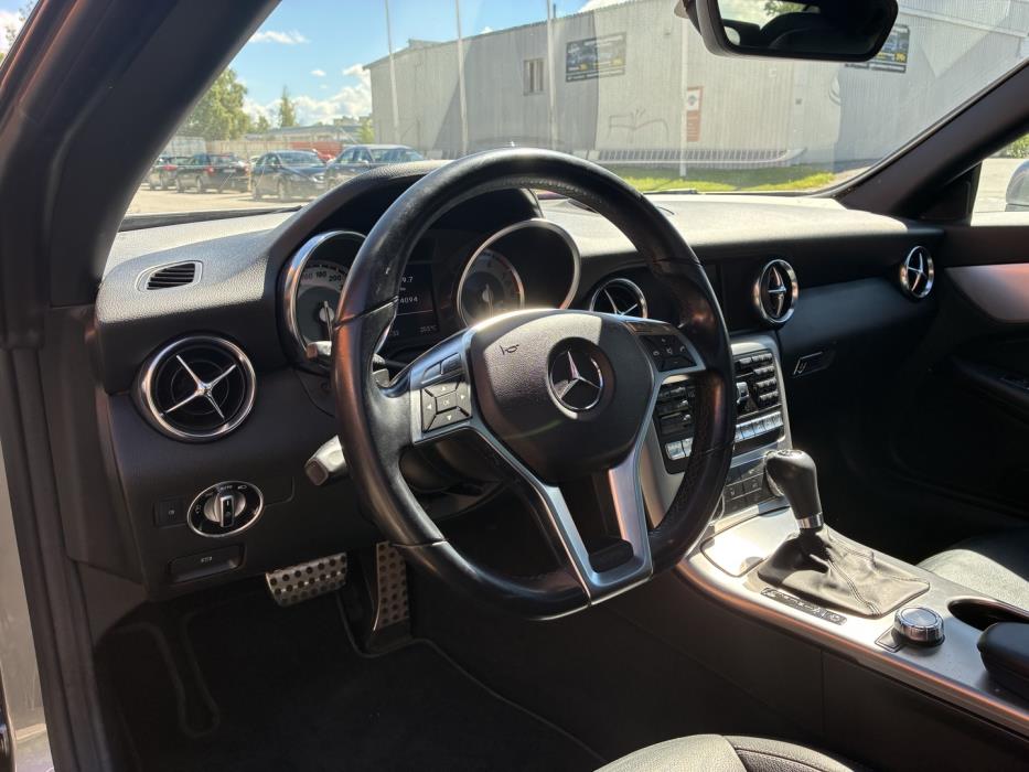 MERCEDES-BENZ SLK 2012