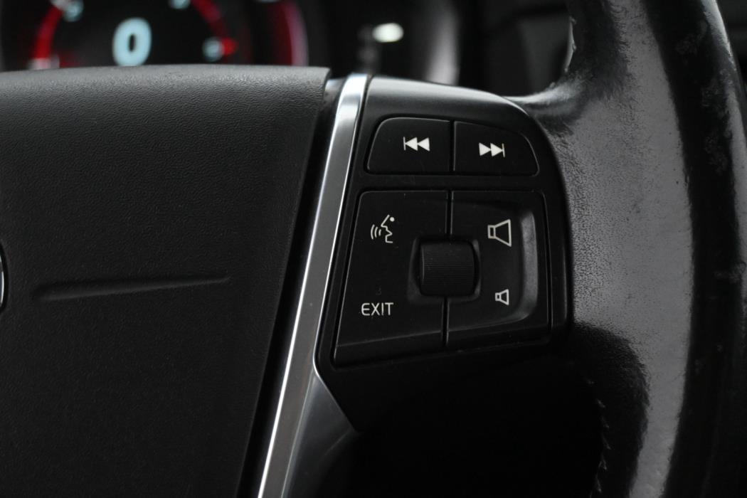 VOLVO XC70 2016