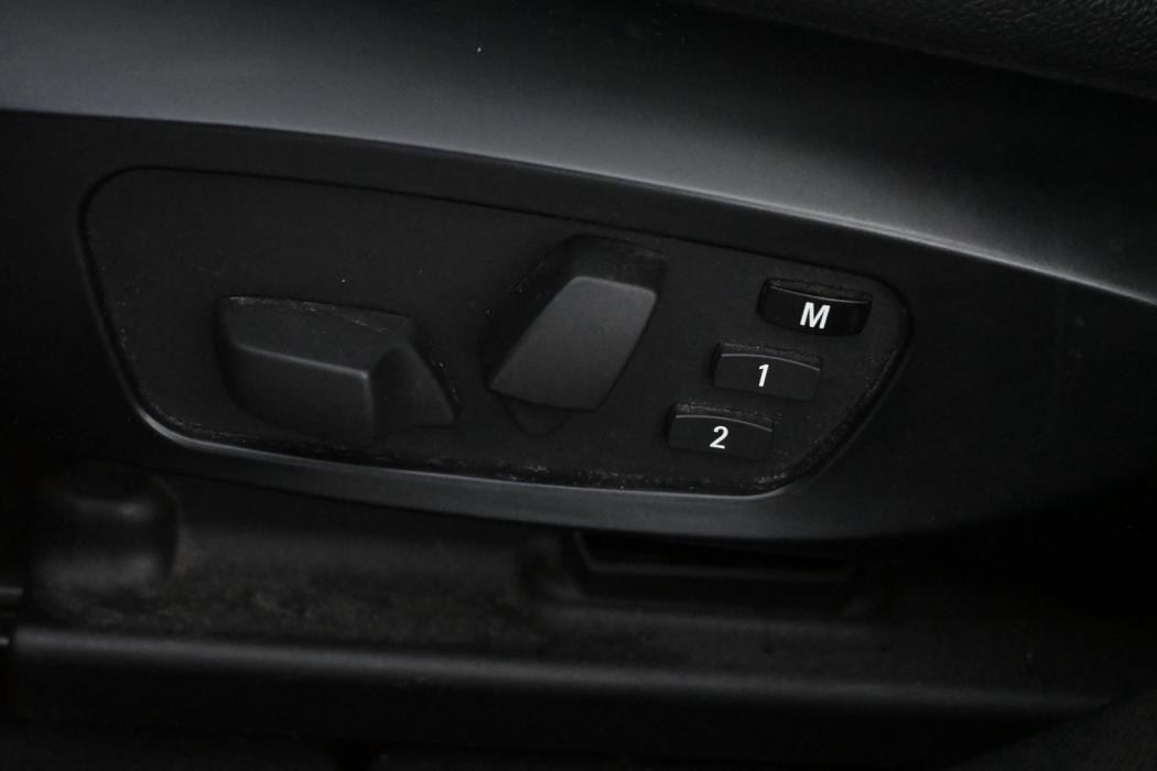 BMW X1 2011