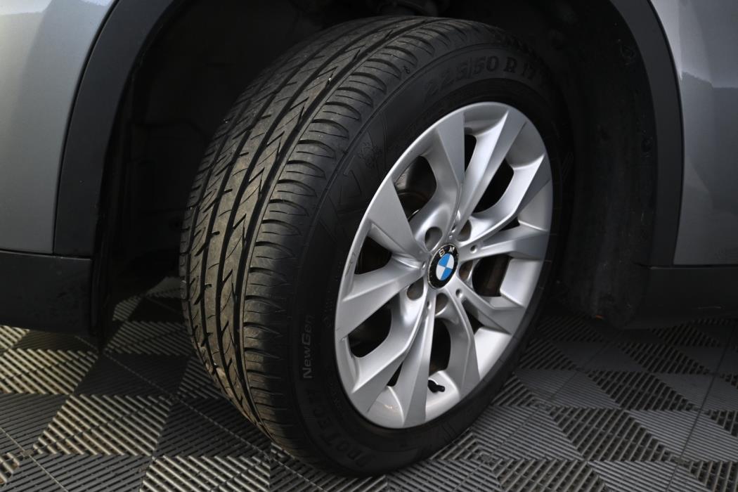 BMW X1 2011