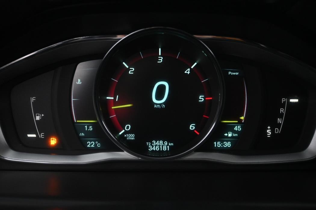 VOLVO XC70 2014