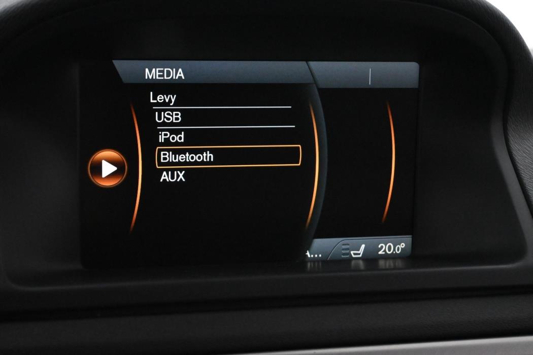 VOLVO XC70 2014