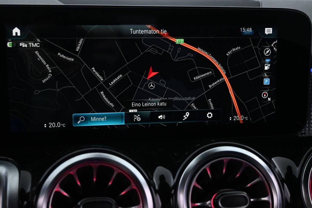 MERCEDES-BENZ EQB 2022
