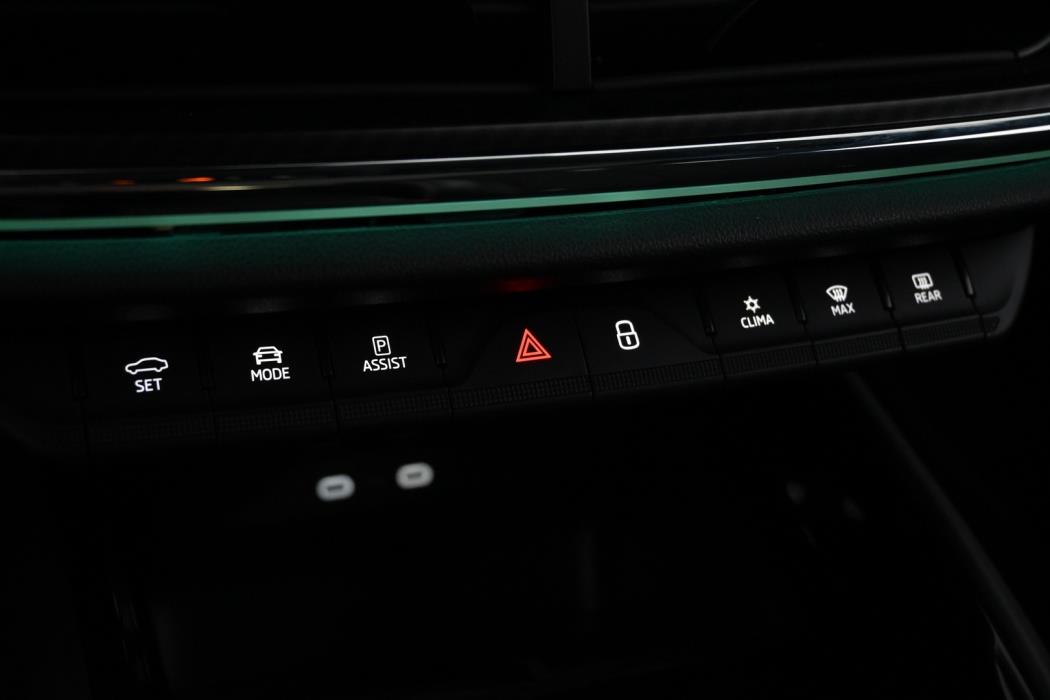 SKODA Enyaq 2023