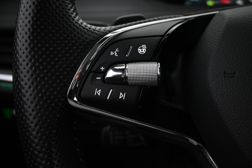 SKODA Enyaq 2023