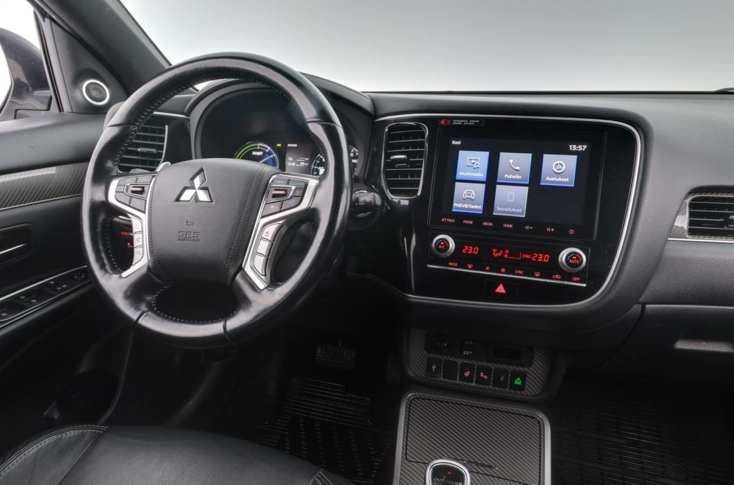 MITSUBISHI OUTLANDER PHEV 2020