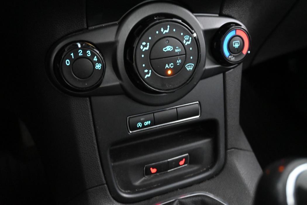 FORD Fiesta 2013