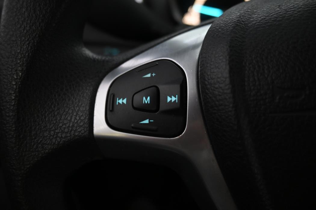 FORD Fiesta 2013