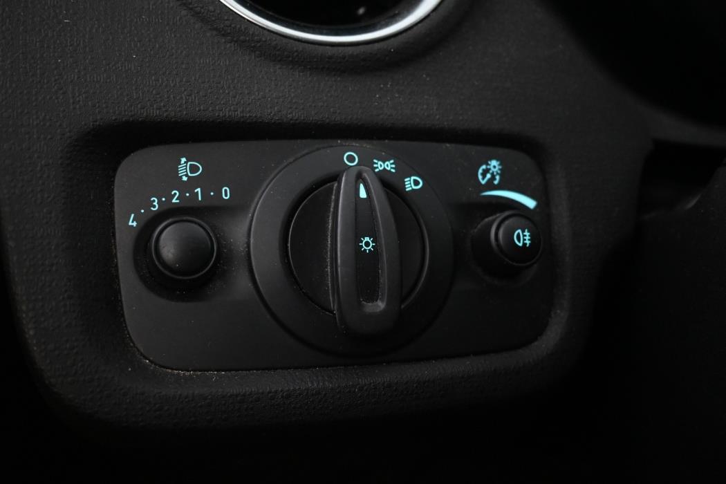 FORD Fiesta 2013