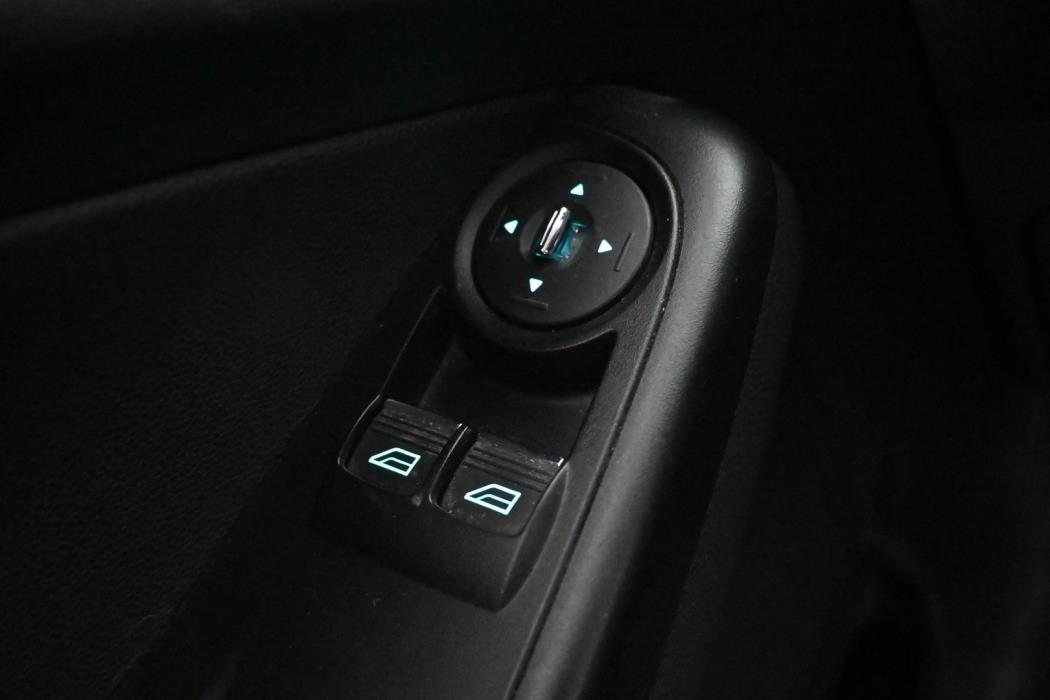 FORD Fiesta 2013