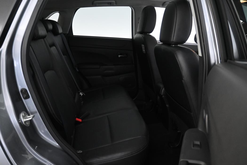 MITSUBISHI ASX 2015