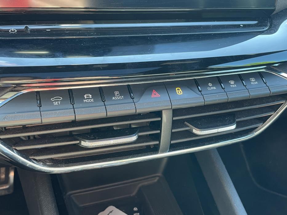 SKODA Octavia 2021