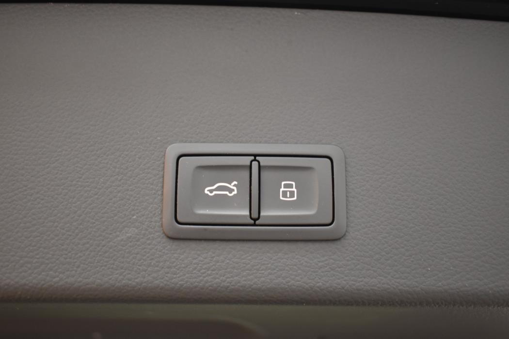 AUDI A6 2016