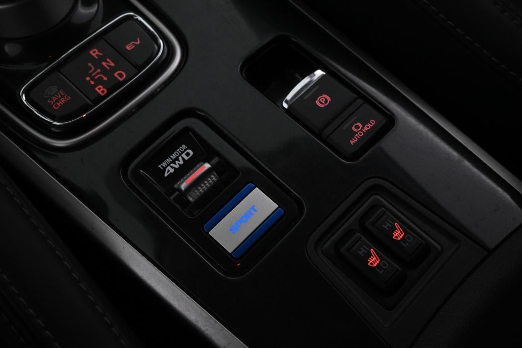 MITSUBISHI Outlander PHEV 2019