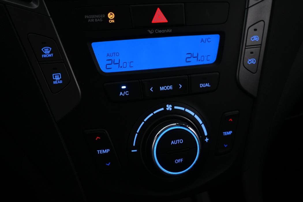 HYUNDAI Santa Fe 2013