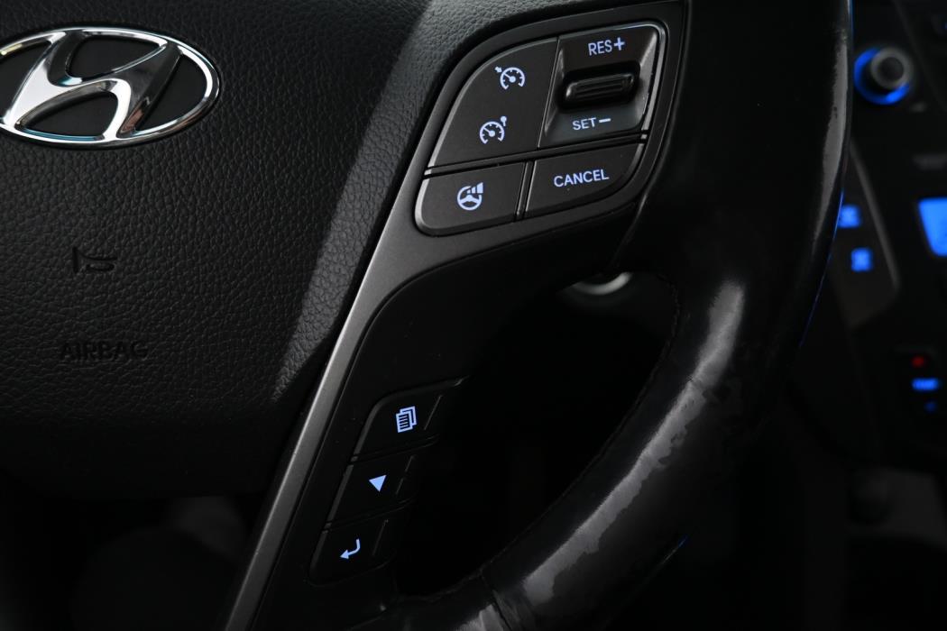 HYUNDAI Santa Fe 2013