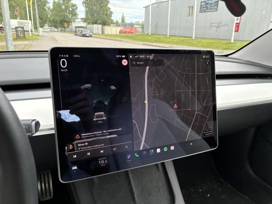 TESLA Model 3 2021