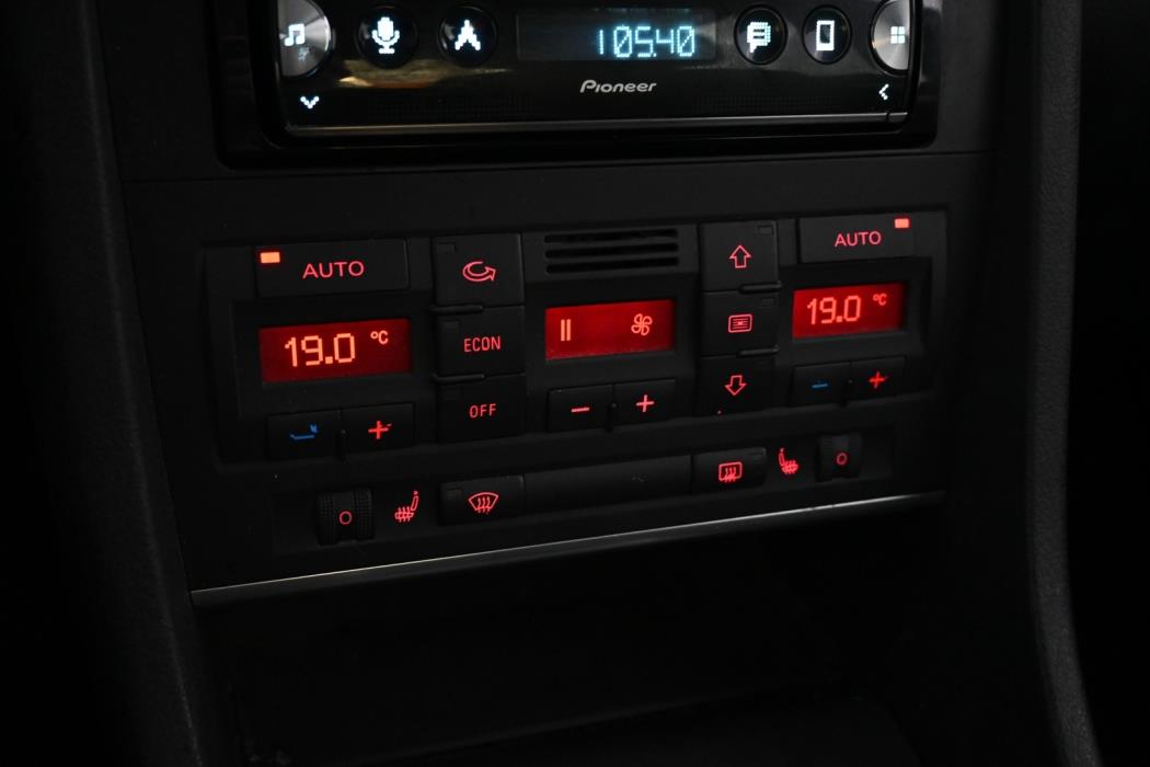 AUDI A4 2003