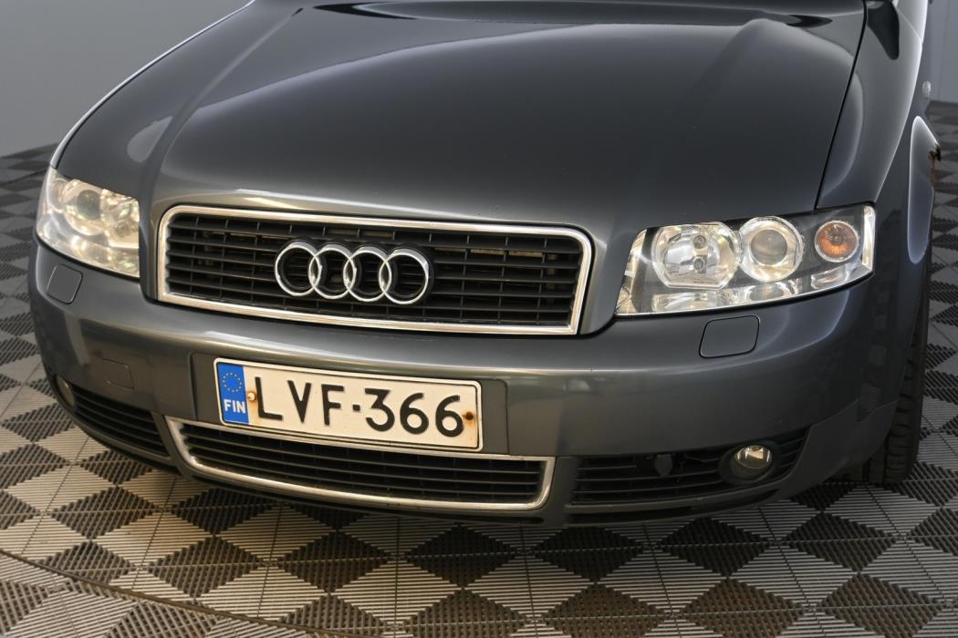 AUDI A4 2003
