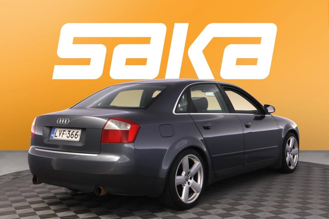 AUDI A4 2003