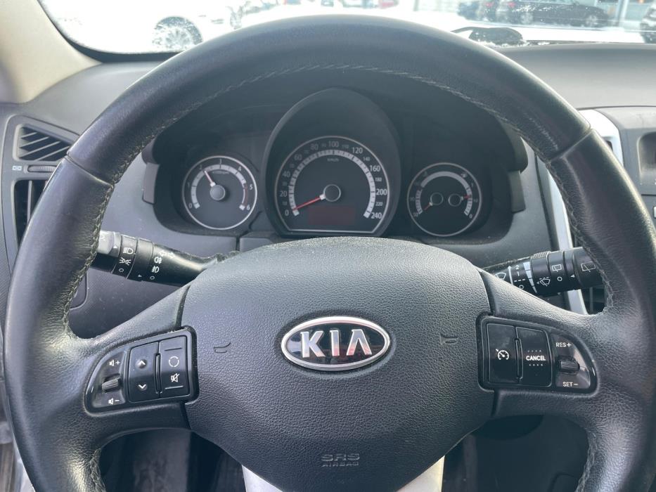 KIA cee'd 2011