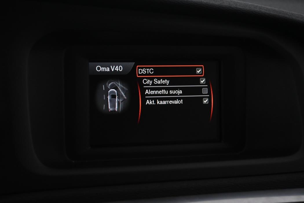 VOLVO V40 2013