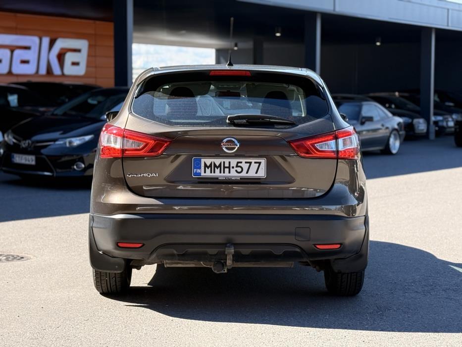 NISSAN Qashqai 2015