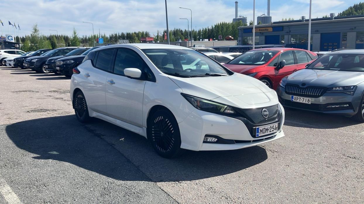 NISSAN Leaf 2023