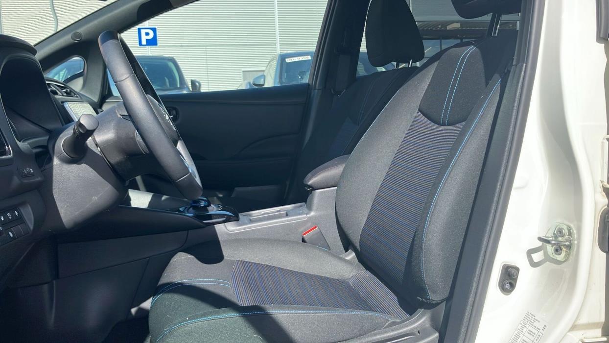 NISSAN Leaf 2023