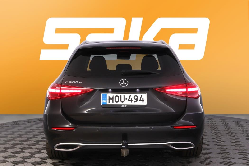 MERCEDES-BENZ C 2023