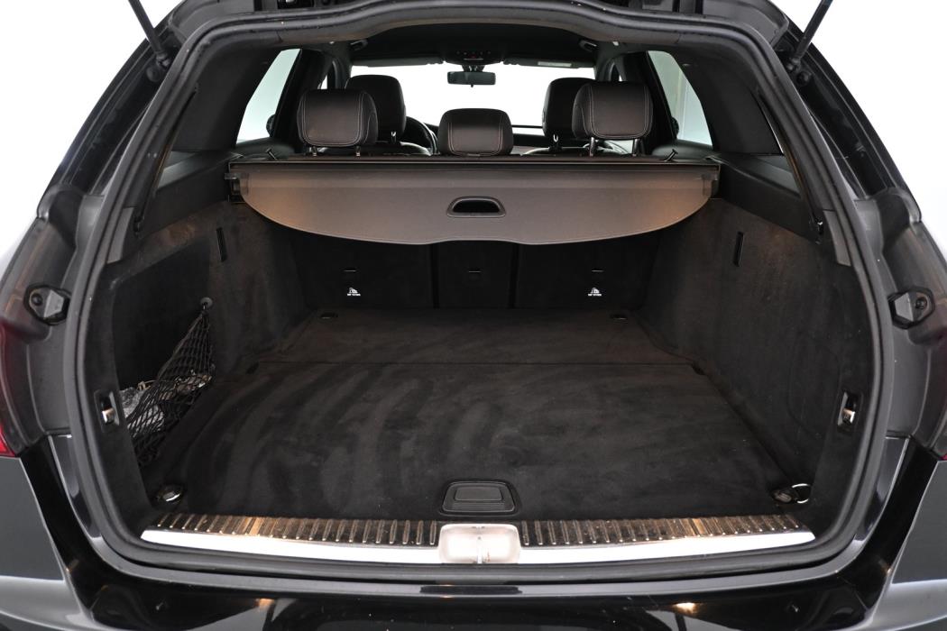MERCEDES-BENZ C 2019